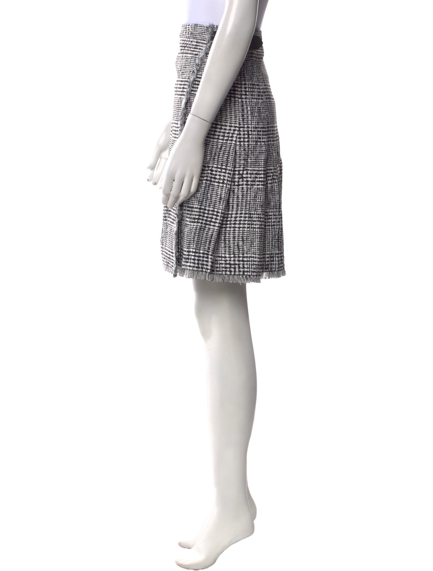 Burberry Plaid Print Knee-Length Skirt w/ Tags