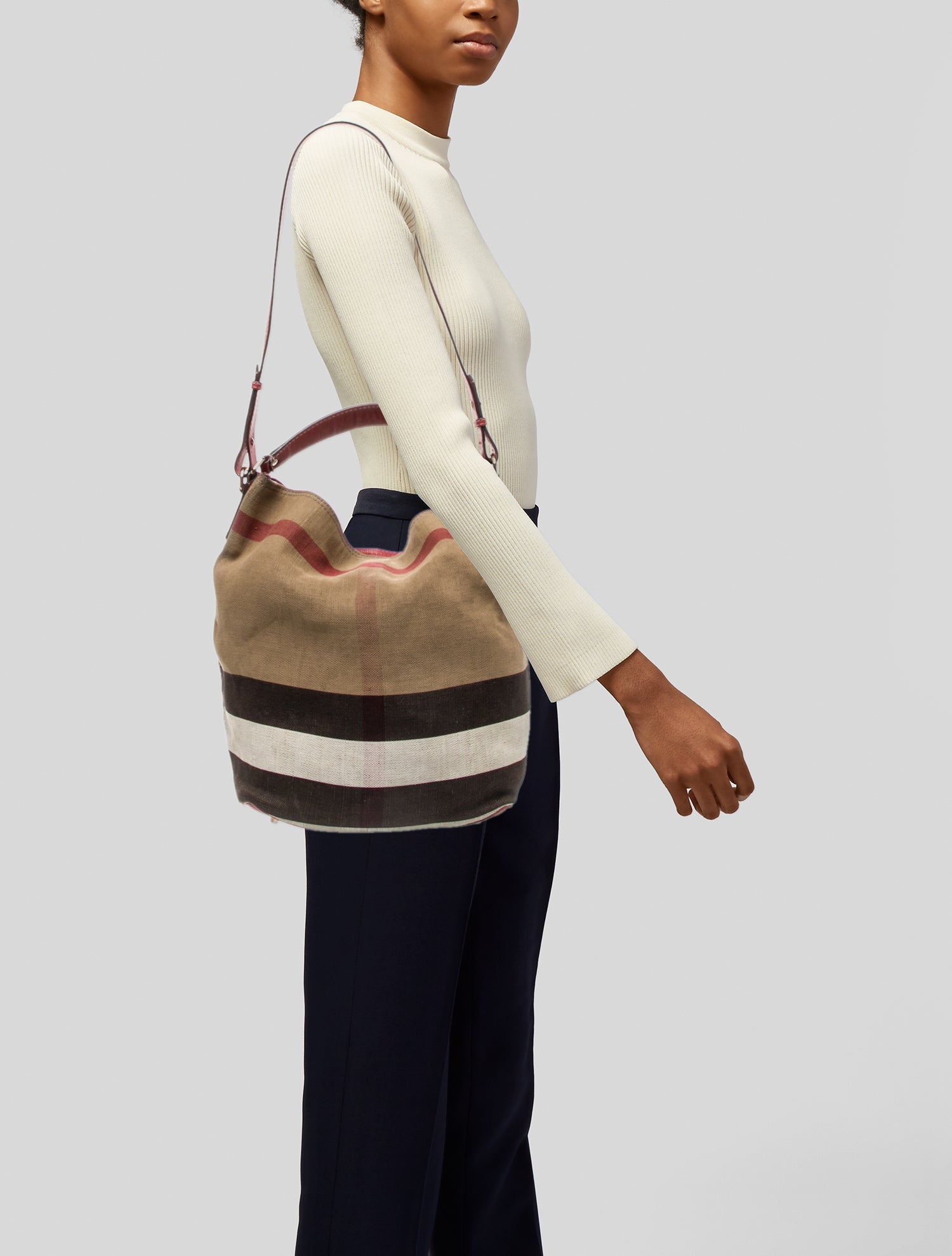 Burberry House Check Ashby Bag Medium