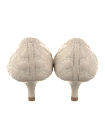 Burberry Leather Pumps