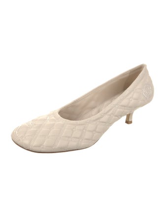 Burberry Leather Pumps