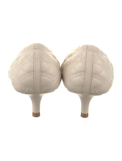 Burberry Leather Pumps