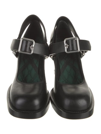 Burberry Leather Pumps