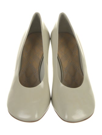 Burberry Leather Pumps