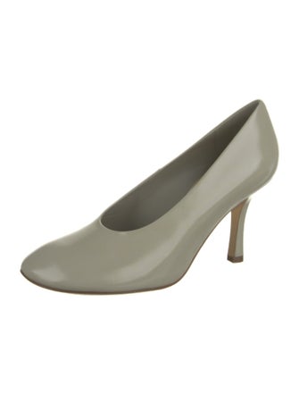 Burberry Leather Pumps