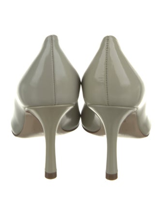 Burberry Leather Pumps