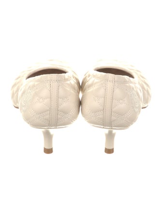 Burberry Leather Pumps