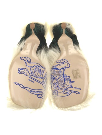 Burberry Leather Flip Flops