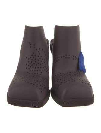 Burberry Mules