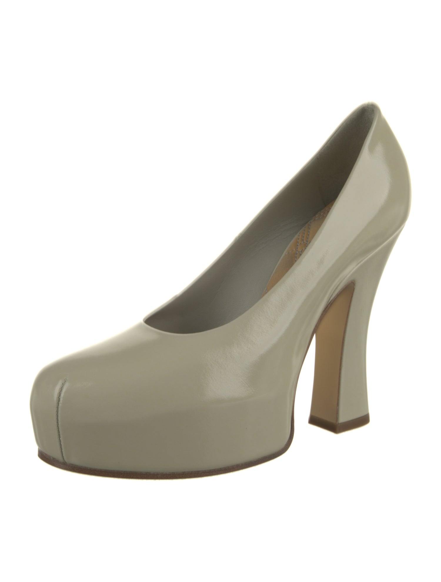 Burberry Leather Pumps