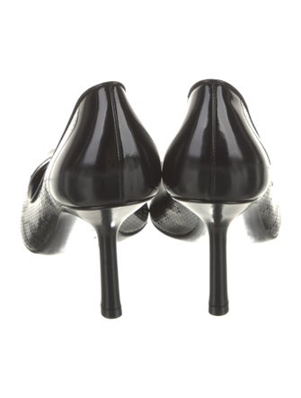 Burberry Leather Pumps