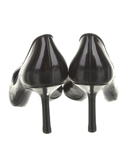 Burberry Leather Pumps