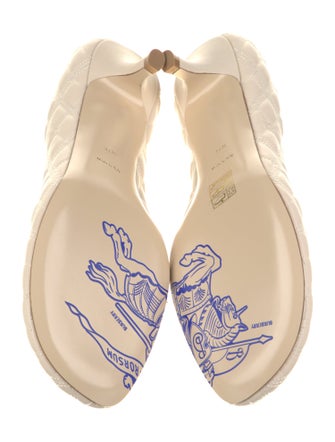 Burberry Leather Pumps