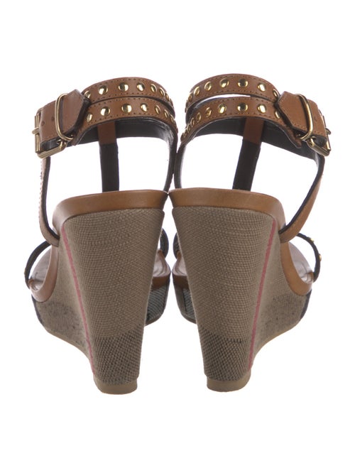 Burberry House Check Pattern Leather T-Strap Pumps