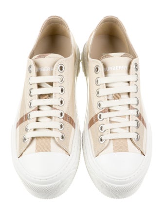 Burberry Sneakers