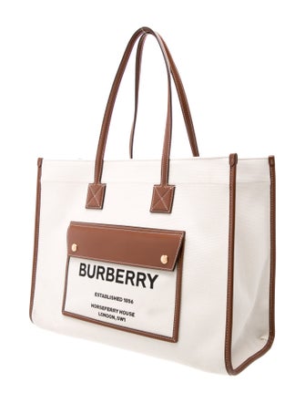 Burberry Nova Check Freya Medium