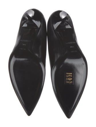Burberry Leather Pumps