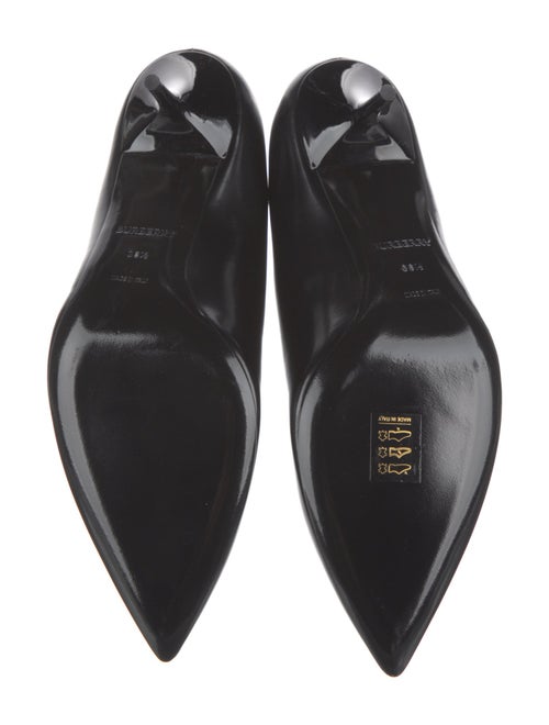 Burberry Leather Pumps
