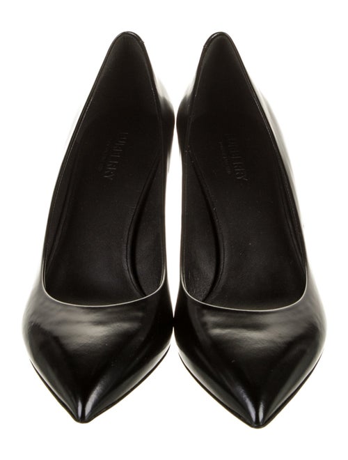 Burberry Leather Pumps