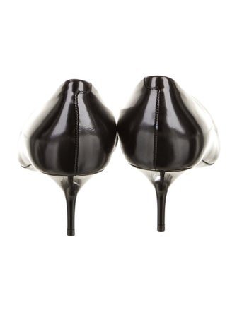 Burberry Leather Pumps