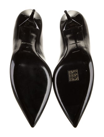 Burberry Leather Pumps
