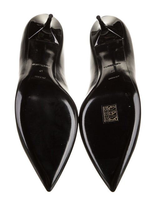 Burberry Leather Pumps