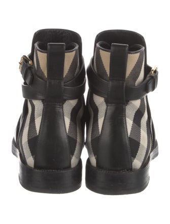 Burberry House Check Pattern Leather Chelsea Boots