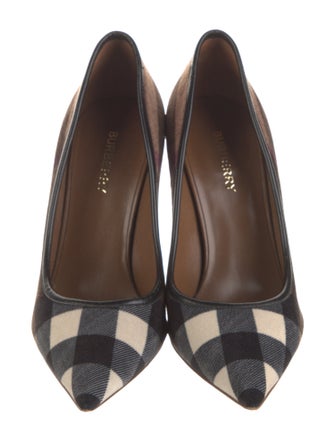 Burberry Nova Check Pattern Velvet Pumps