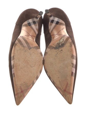 Burberry Suede Pumps