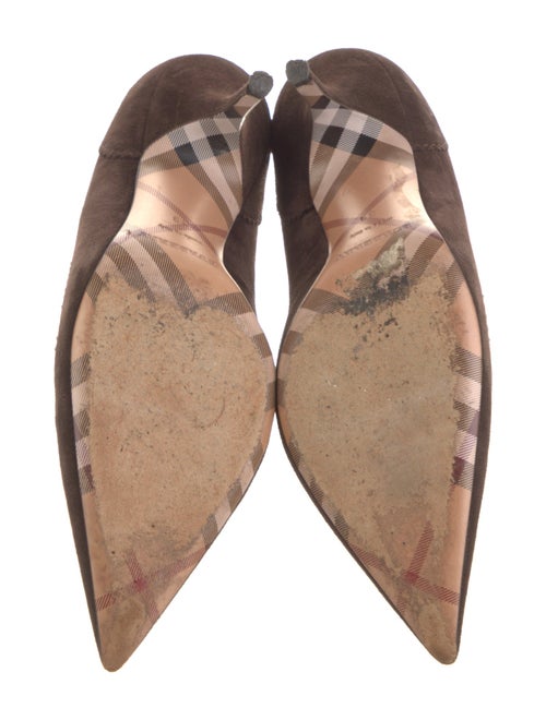 Burberry Suede Pumps