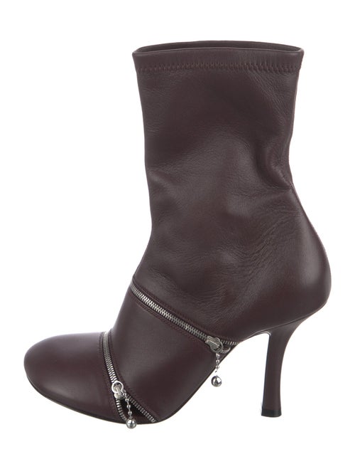 Burberry Leather Pumps