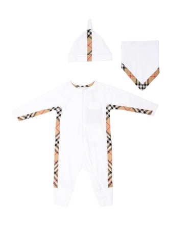Burberry infants boys' white and neutral onesie