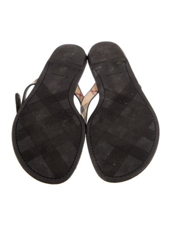 Burberry Nova Check Pattern Leather Flip Flops