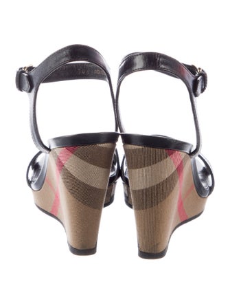 Burberry Nova Check Pattern Leather Sandals