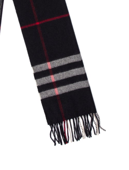Burberry Cashmere House Check Pattern Scarf