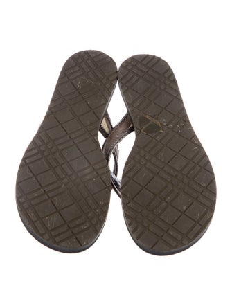 Burberry Prorsum Nova Check Pattern Flip Flops