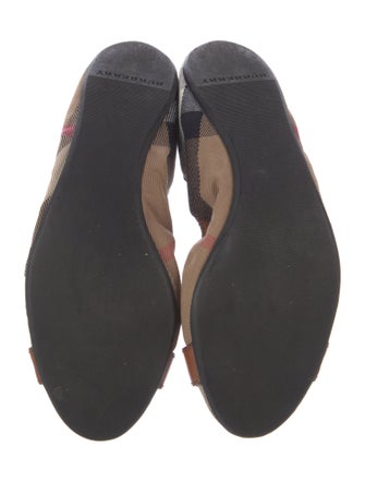 Burberry Nova Check Pattern Leather Trim Embellishment Ballet Flats