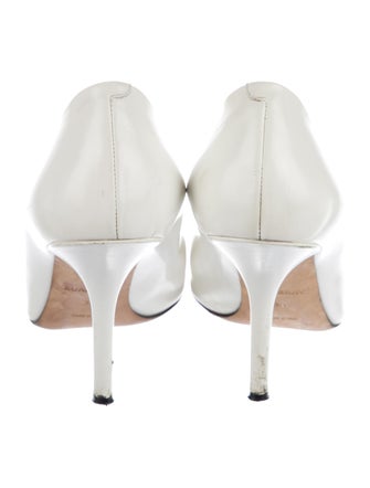 Burberry Patent Leather Colorblock Pattern Pumps