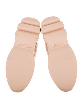 Burberry Quilted Pattern Leather Sneakers