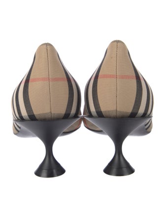 Burberry Nova Check Pattern Canvas Pumps