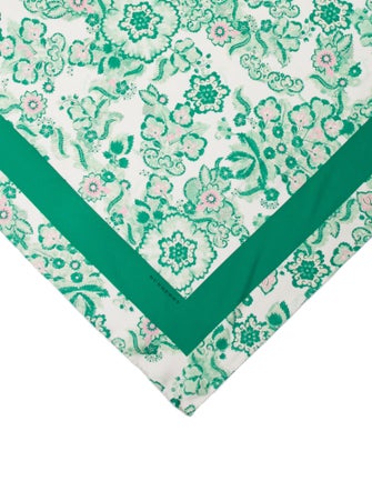 Burberry Silk House Check Pattern Scarf