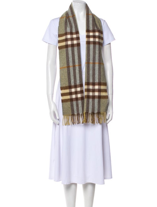 Burberry Cashmere House Check Pattern Scarf