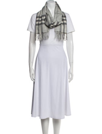 Burberry Cashmere House Check Pattern Scarf