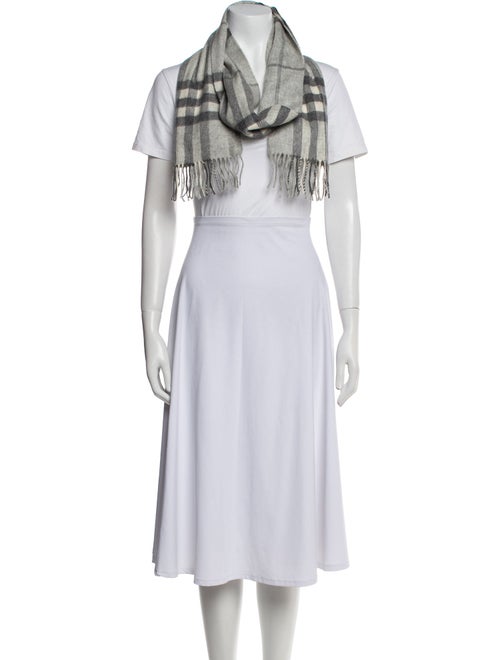 Burberry Cashmere House Check Pattern Scarf