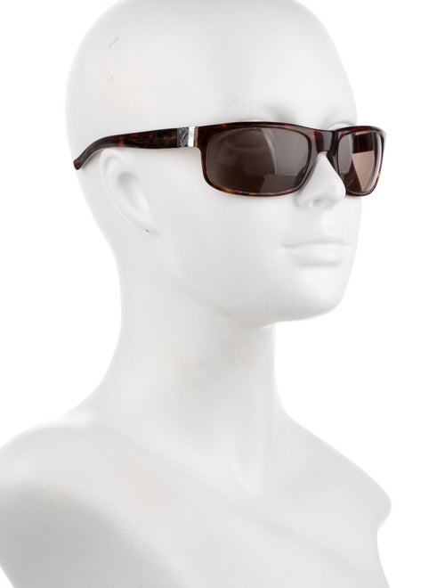Burberry Square Tinted Sunglasses