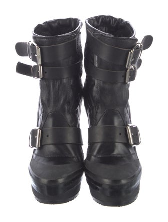 Burberry Quilted Pattern Leather Boots