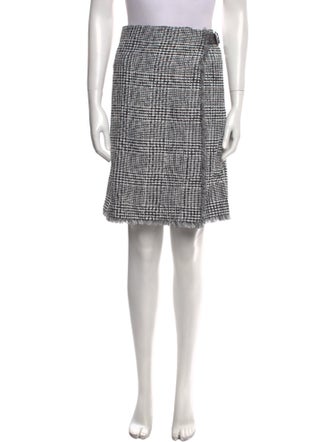 Burberry Tweed Pattern Knee-Length Skirt