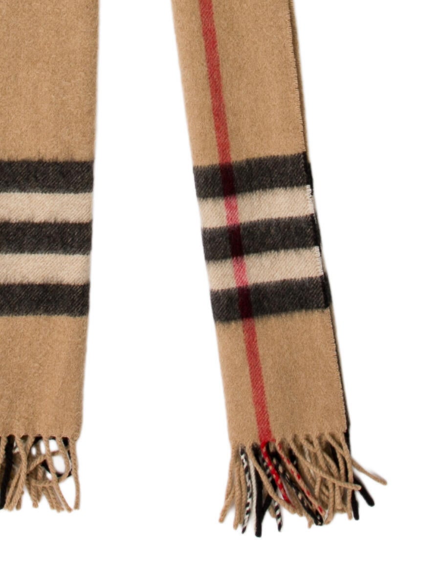 Burberry Cashmere House Check Pattern Scarf