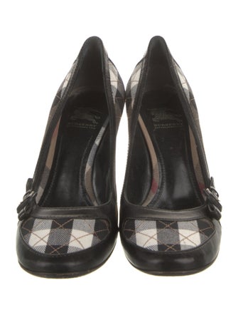 Burberry House Check Pattern Leather Pumps