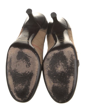 Burberry House Check Pattern Leather Pumps
