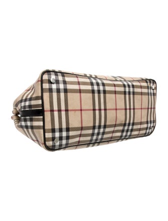 Burberry House Check Shoulder Bag